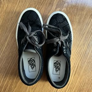 Vans Sneakers - size US 6.5